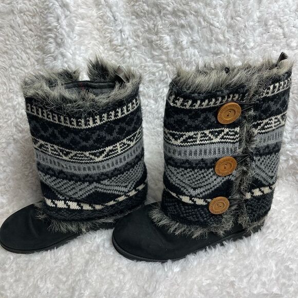 Muk Luks Winter Boots reversal Blk faux suede,navy blue knit & gray faux… - Picture 1 of 12